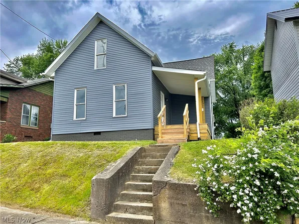 141 S Main St, Roseville, OH 43777