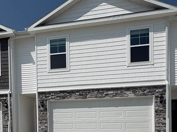1069 Daisy Ln #1, Waukee, IA 50263