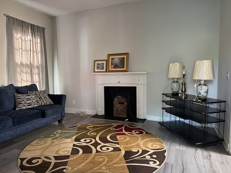 319 Telfair St #A — Photo 6