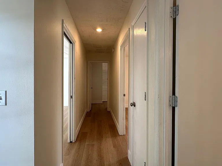 935 Shriver Cir — Photo 37