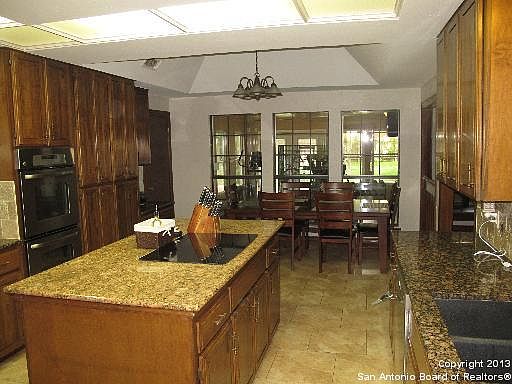 5th image of 13603 N Wood lane