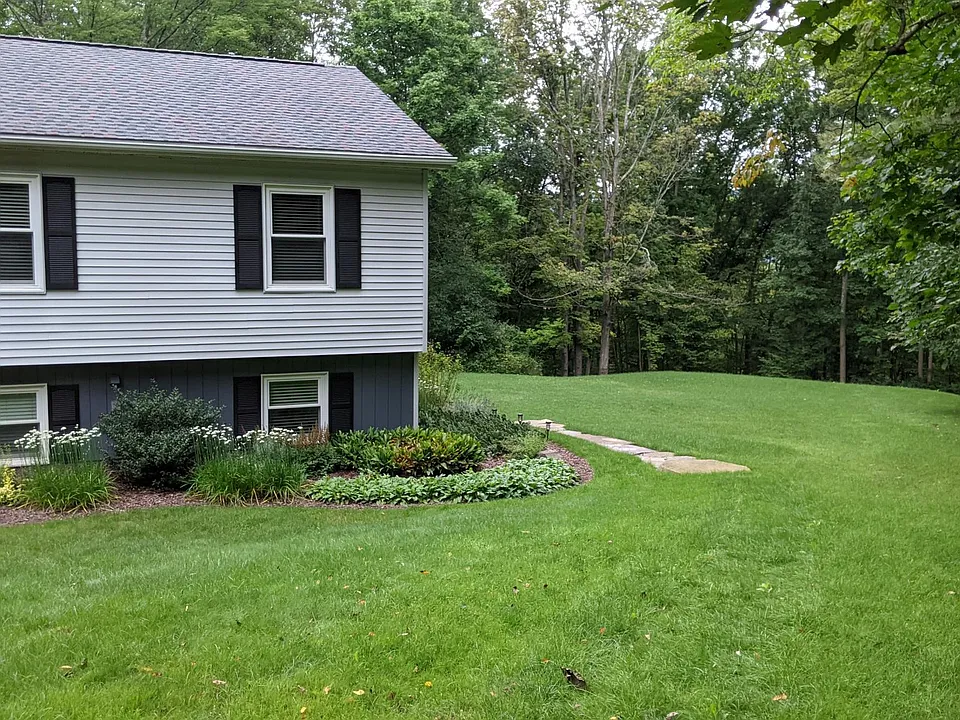 1277 Elmira Rd