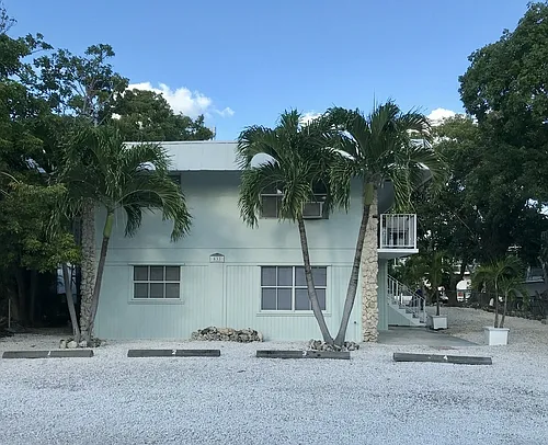Building Photo - 833 Bonito Ln #2