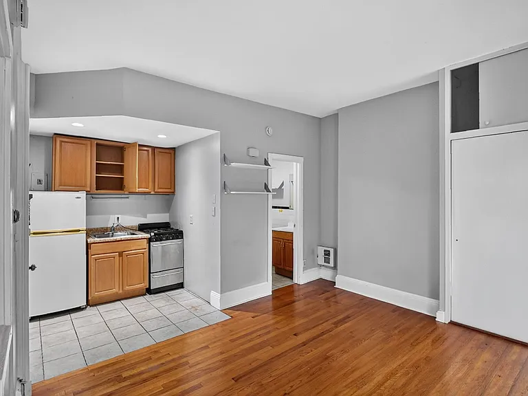 42 Trumbull St — Photo 12