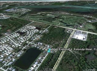 9040 Evelyn Rd, Englewood, FL 34224