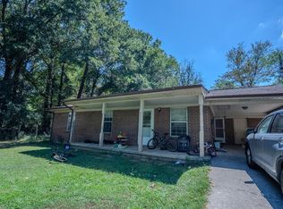 122 Rosedale Dr, Dalton, GA 30721