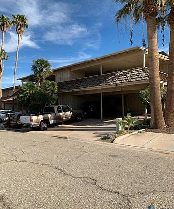 2nd image of 2090 Murray Dr