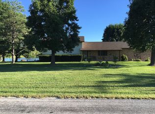 1013 Country Club Ln, Waterloo, IL 62298
