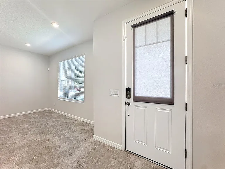 10141 Greenstone Ridge St — Photo 3