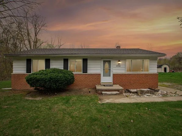 17740 Savage Rd, Belleville, MI 48111