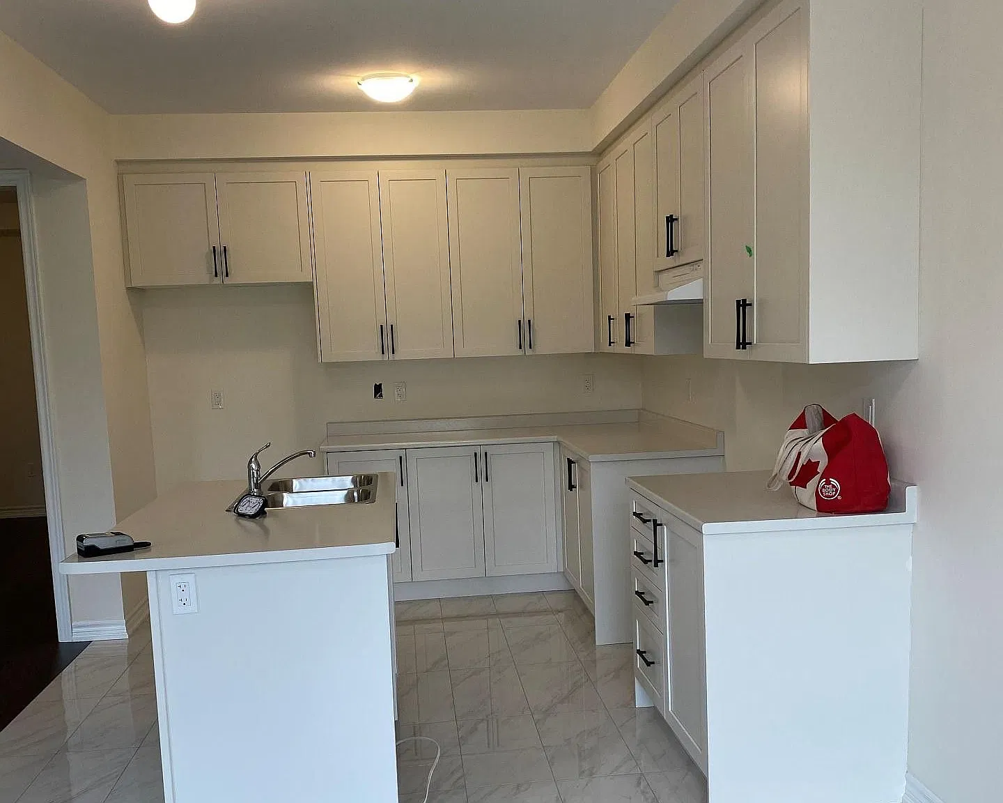 4 bed, $2,999 — Photo 4