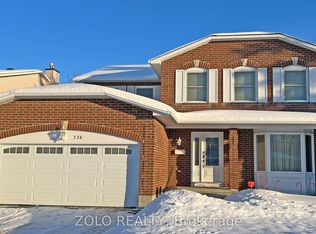 736 Hauteview Cres, Ottawa, ON K4A 2B8