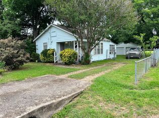 1106 S Peachtree Rd, Mesquite, TX 75149