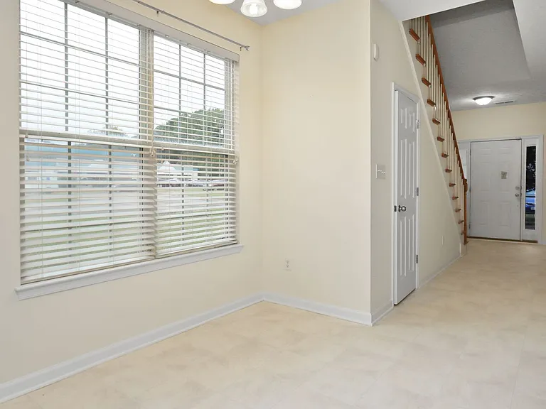 2 Musket Ln — Photo 8