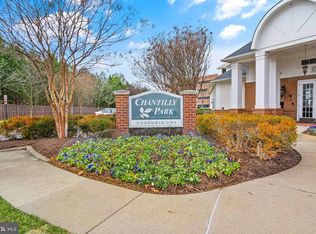 3810 Lightfoot St UNIT 310, Chantilly, VA 20151