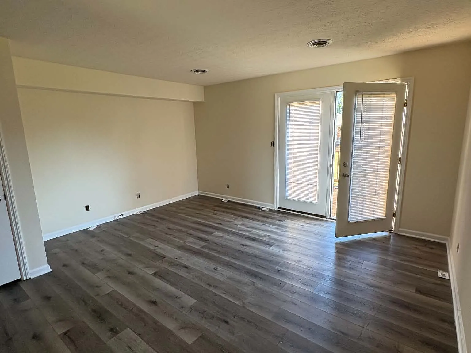 1712 Highland Way - Unit D — Photo 3
