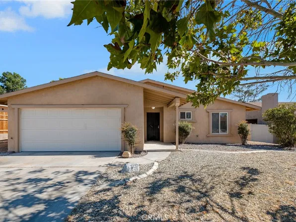 13887 Oakmont Dr, Victorville, CA 92395