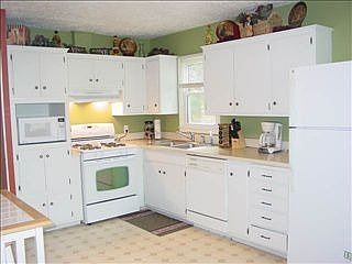 1st image of 7315 James Ave