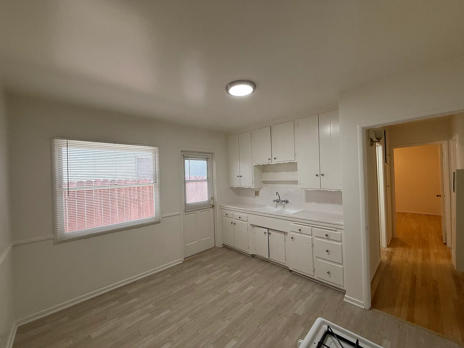 2 bed, $2,275 — Photo 2