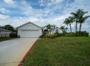 599 SE Wallace Ter, Port Saint Lucie, FL 34983