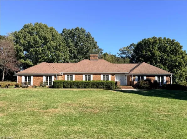 1812 Indian Trl, Eden, NC 27288