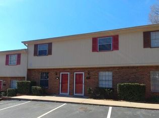 2432 Pruitt St, Charlotte, NC 28208