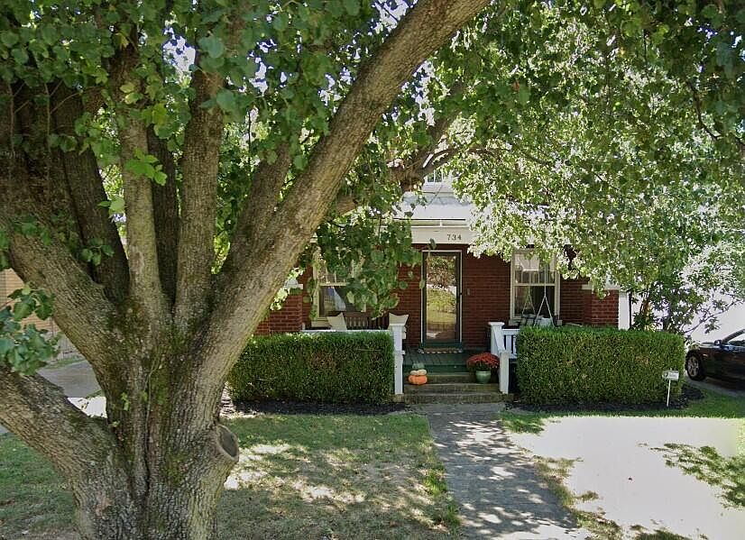 1st image of 734 Tremont Ave