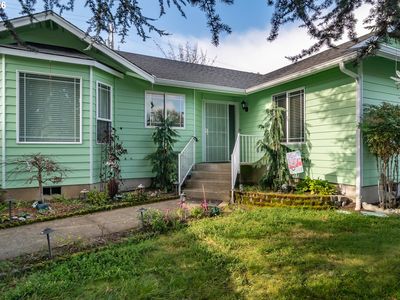 484 SE Clearwater Ct, Roseburg, OR, 97470