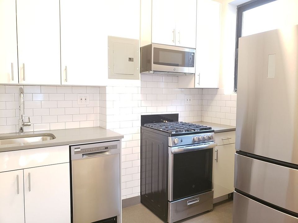 1st image of 509 Cathedral Pkwy #2HI