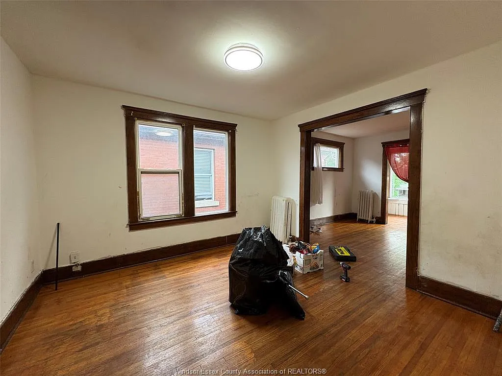 3 bed, $1,500 — Photo 4