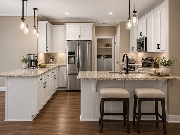 3rd image of 3506 Pershing Dr
