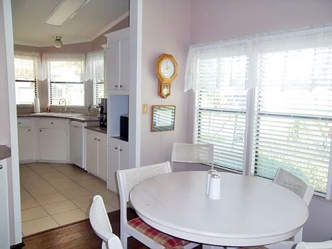 3rd image of 640 Sun Ray Ct