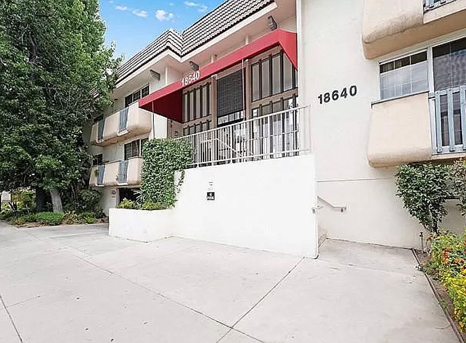 1st image of 18640 Collins St APT 215