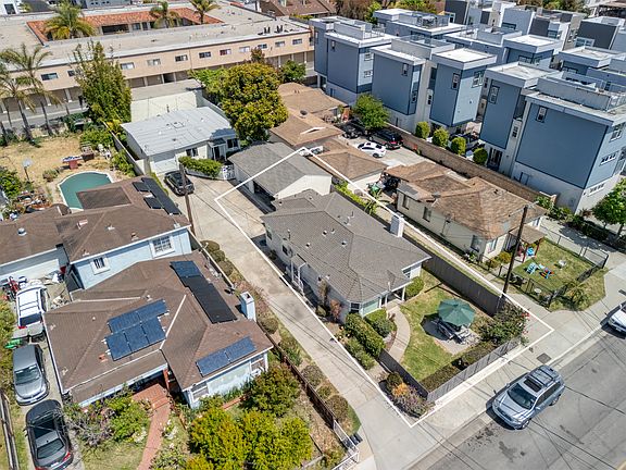 3rd image of 2080 Maple Ave #A
