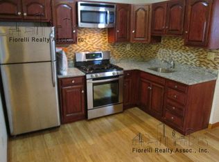 184 Salem St APT 4, Boston, MA 02113