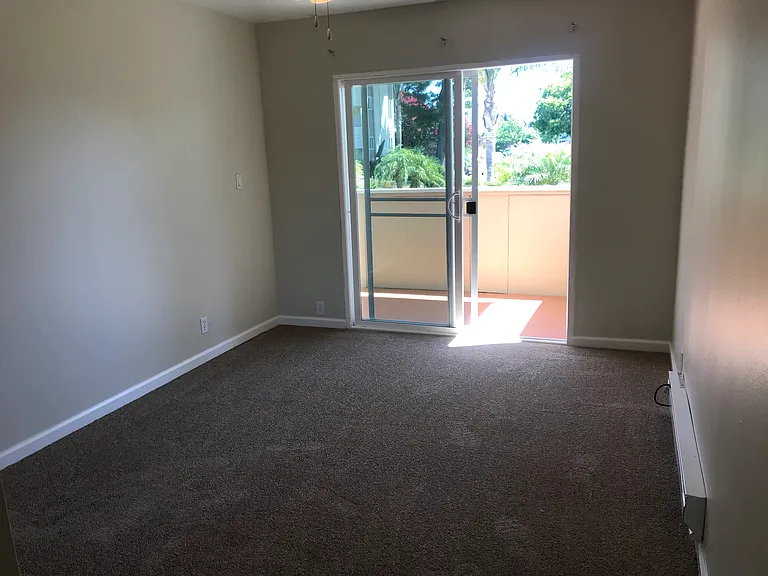 3270 Cabrillo Ave #415 — Photo 19