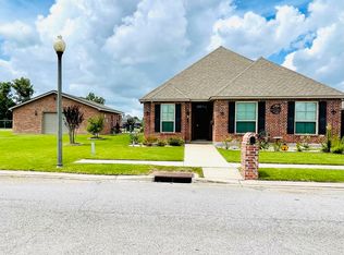 126 Spanish Moss Ln, Opelousas, LA 70570