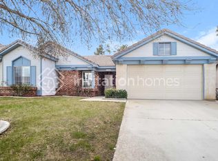 1320 Date Palm Dr, Palmdale, CA 93551