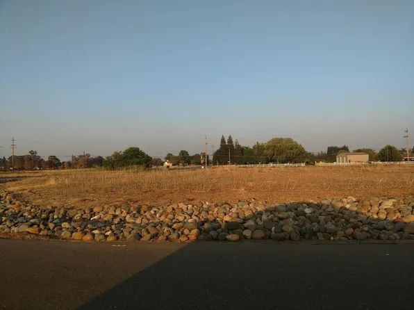 8547 Quest Ct, Elk Grove, CA 95624