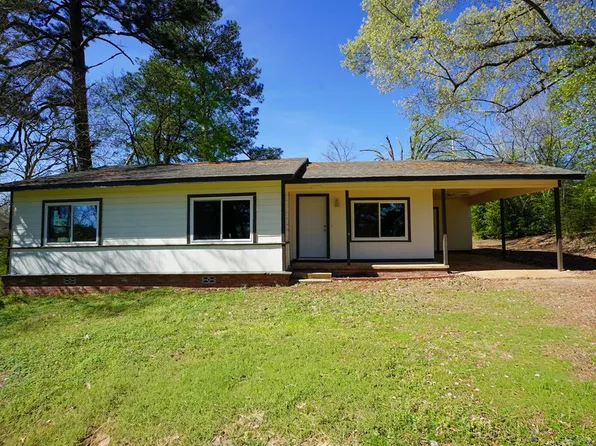 105 Pilgrim St, Elkhart, TX 75839