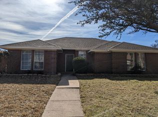 808 Red Tip Dr, Allen, TX 75002