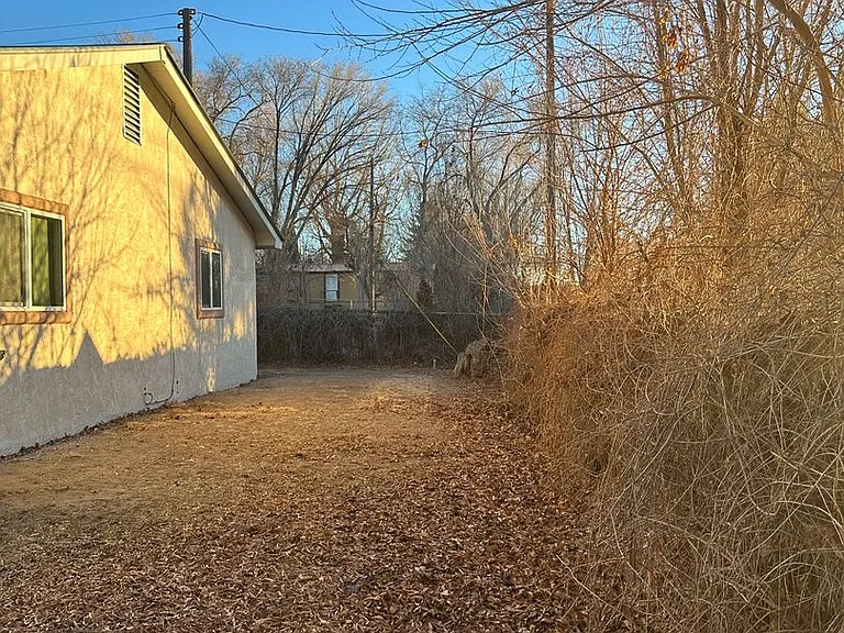1406 Saiz Ln #1 — Photo 11