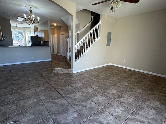 5th image of 1110 S Beach Cir