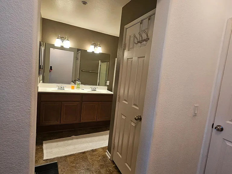 16957 Laurel Hill Ln #215 — Photo 28