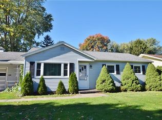 295 Biscayne Dr, Rochester, NY 14612