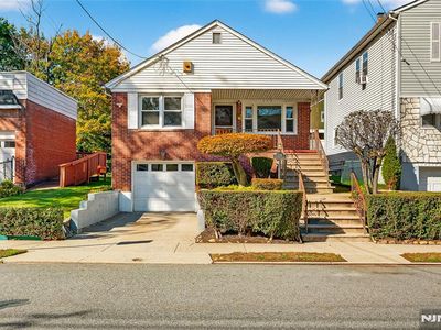 294-296 E 27th St, Paterson, NJ, 07514