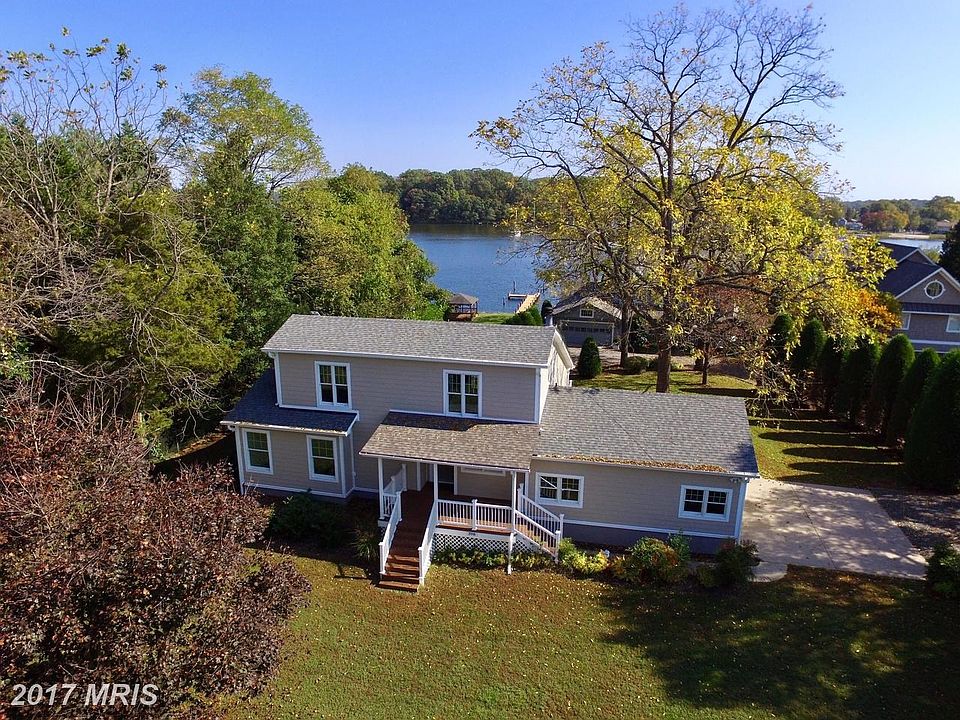 Front of home to include pier