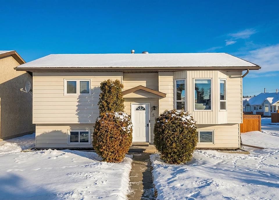 1st image of 154 E Rutherford Dr