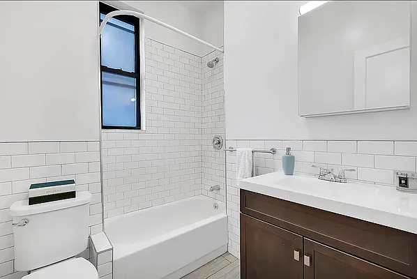 Rented by Corcoran | media 18