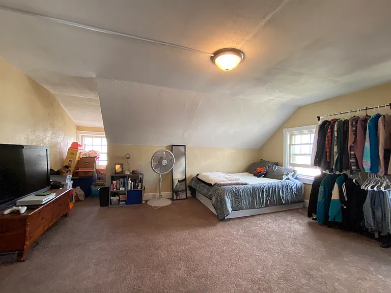 1107 W Broad St #2 — Photo 24